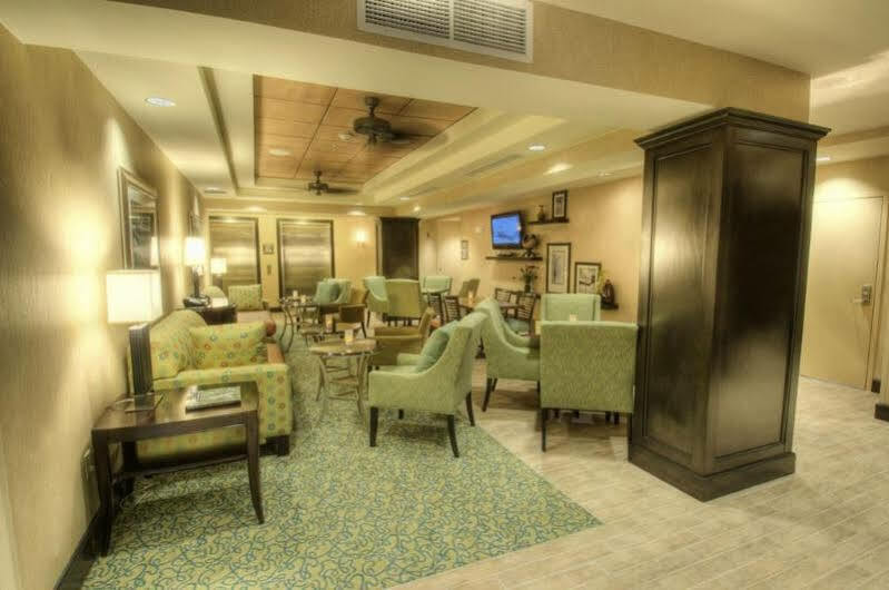 Hampton Inn & Suites Gainesville Downtown Zewnętrze zdjęcie